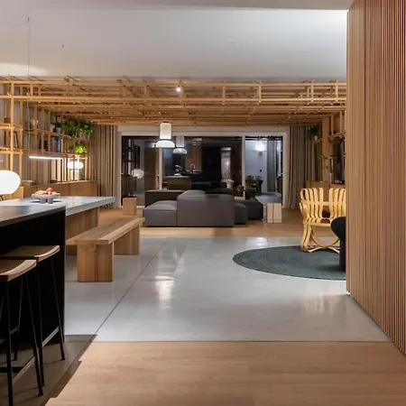 Japanese * Għajnsielem